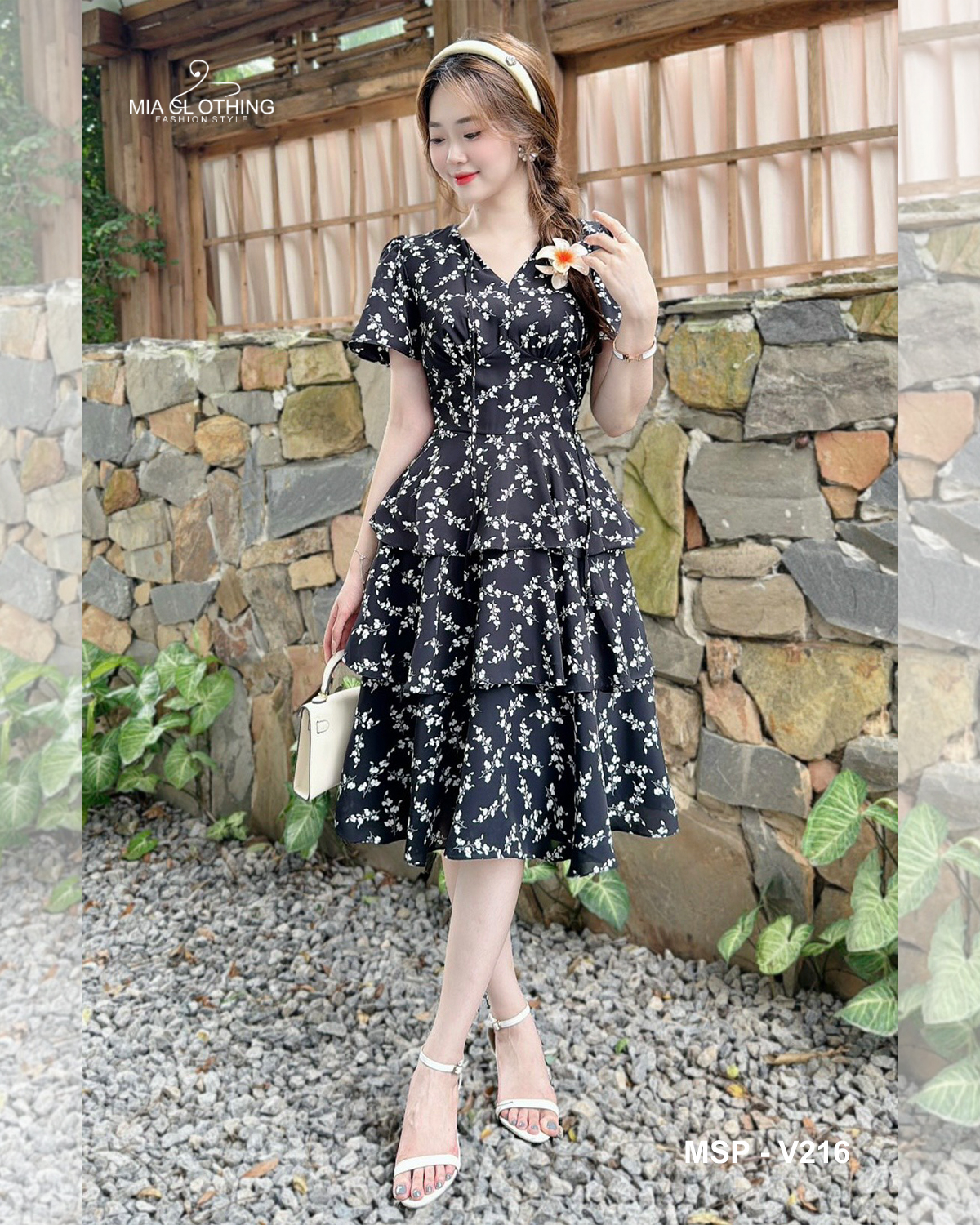 [ HẾT HÀNG ] Váy lụa tằm, hoa nhí thiết kế thanh lịch nhẹ nhàng 