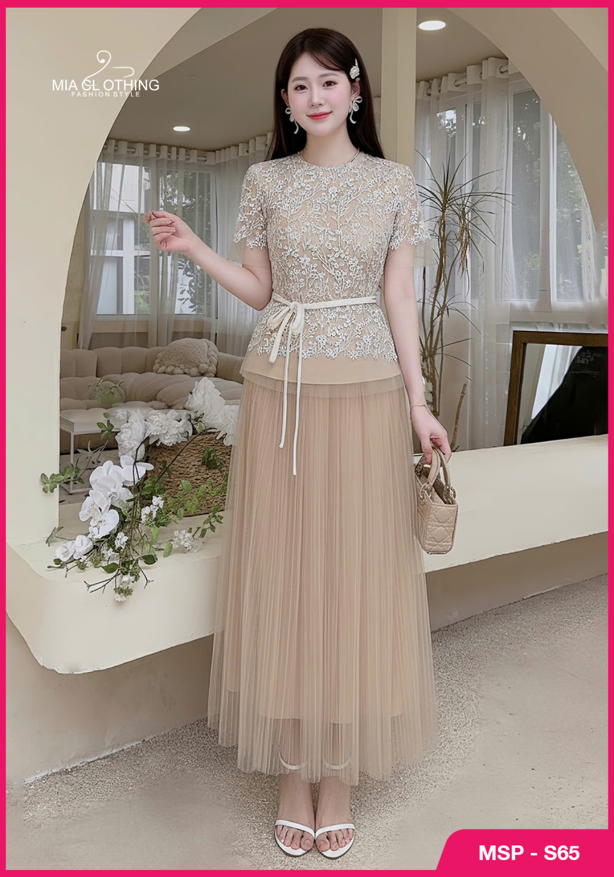 Set thiết kế áo ren phối chân váy lưới cao cấp và sang trọng 3