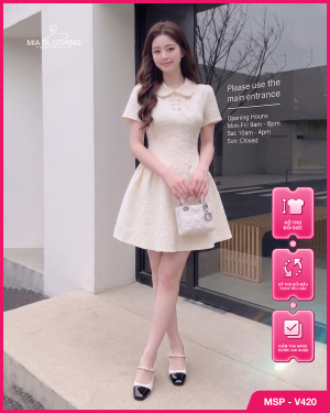 Váy xốp hoa nổi phối cườm cổ thiết kế tiểu thư ngọt ngào sang trọng