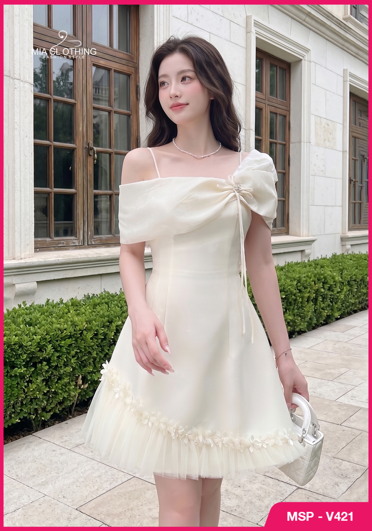 Váy tafta phối gấm đính kết cầu kỳ sang trọng và tinh tế 3