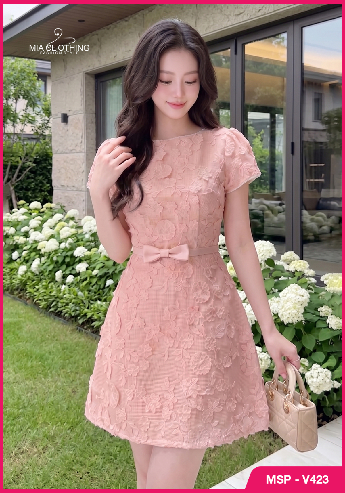 Váy ren thiết kế hoạ tiết nổi 3D tiểu thư sang trọng và thanh lịch 2